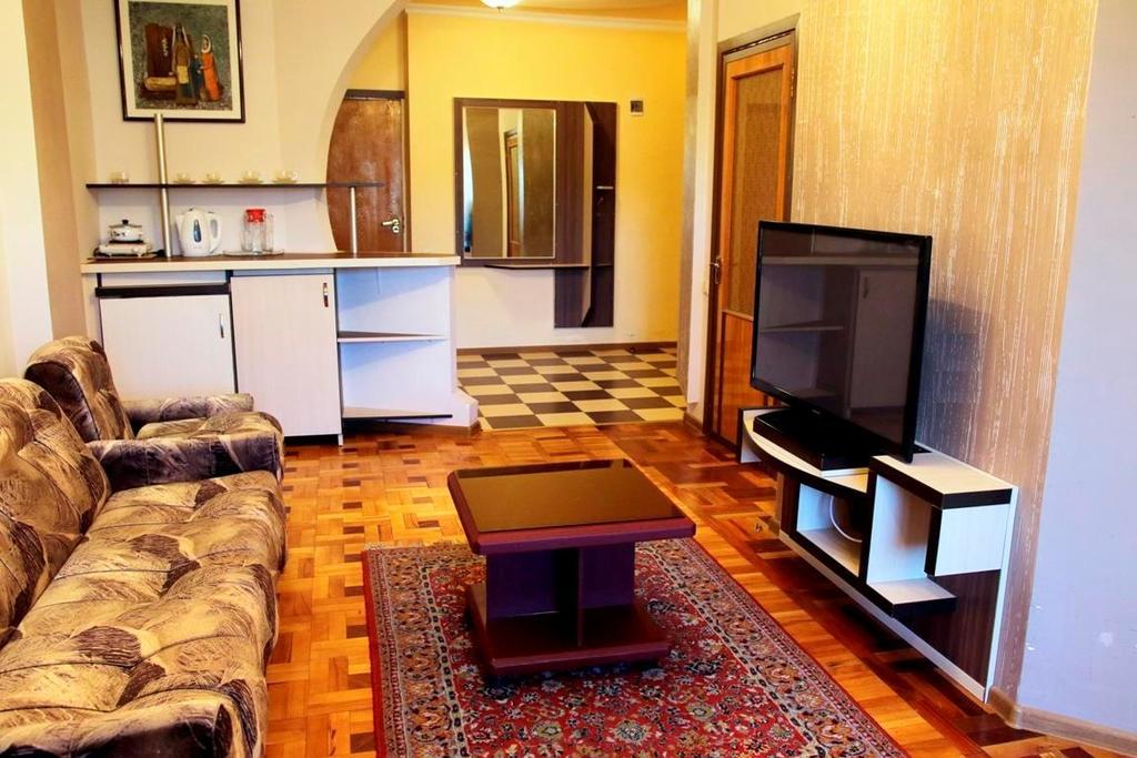 Готель Дом Писателей Цахкадзора Номер фото