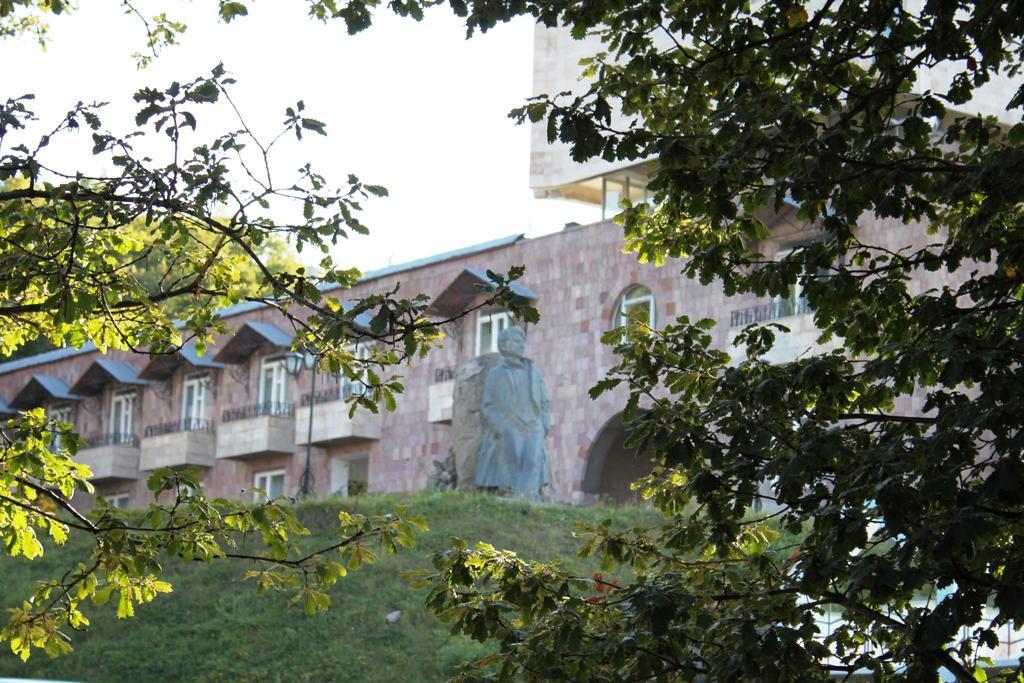 Готель Дом Писателей Цахкадзора Екстер'єр фото